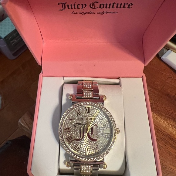 Juicy Couture Los Angeles NWT Amazing Juicy Bling Silver & Gold Tone Link Watch - Picture 5 of 8